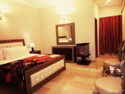 Royal Galaxy Guest House Islamabad - Near Islamabad Airport and Motorway - image 6