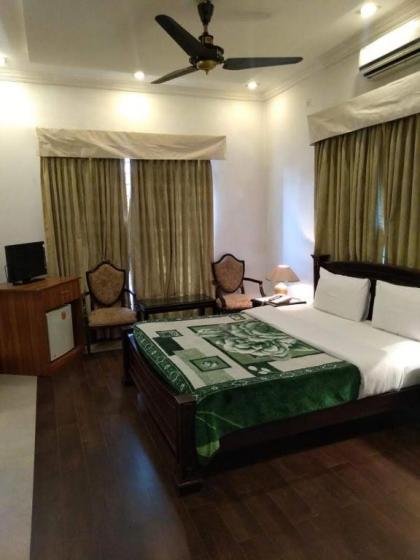 Elite Lodge Guest House - image 11