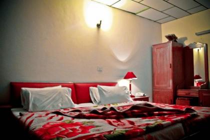 Hotel Metropole - image 10