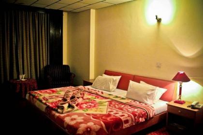Hotel Metropole - image 2