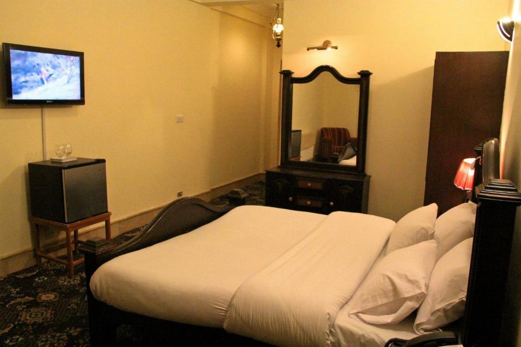 Hotel Metropole - image 3