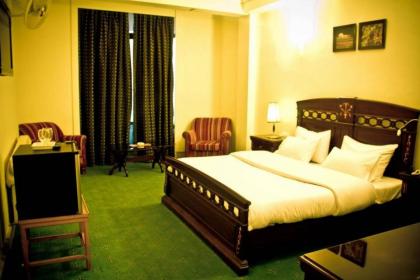 Hotel Metropole - image 9