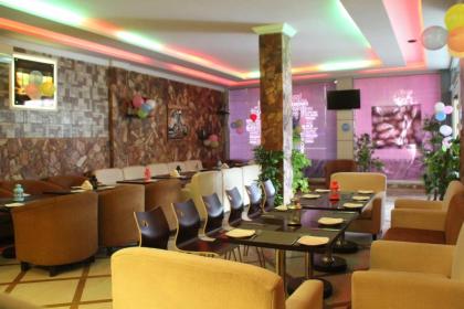 Triple One Hotel Suites - image 10