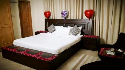 royal cottage guest house - image 1