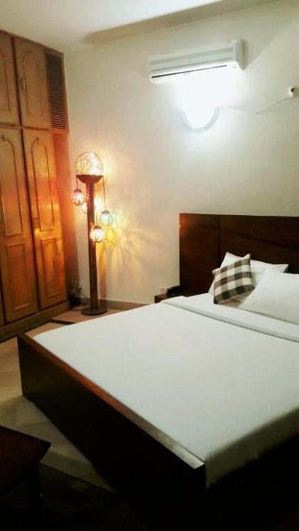 royal cottage guest house - image 14
