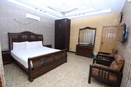 Millat Guest House - image 12
