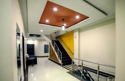 MidTown Hotel - image 9