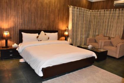 Safari Club 2 Bahria Town - image 10