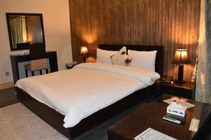 Safari Club 2 Bahria Town - image 12