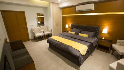 SPACE Luxury Rental Suites - image 10