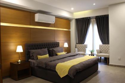 SPACE Luxury Rental Suites - image 19