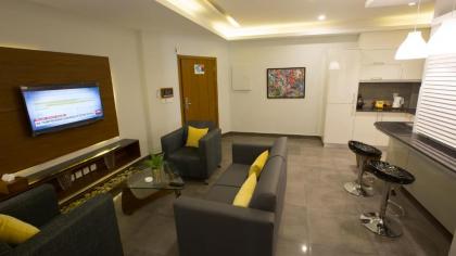 SPACE Luxury Rental Suites - image 3