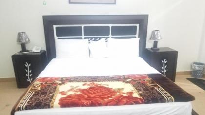 Hotel Red Line - image 4