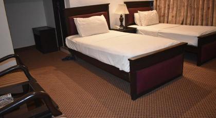 Elysium 99 Guest House - image 11