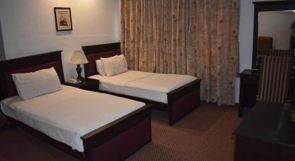 Elysium 99 Guest House - image 2