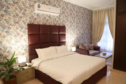 Royal Grace Guest House - image 15