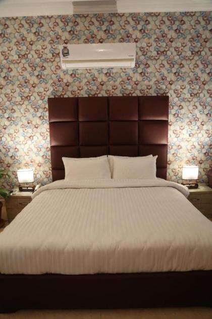 Royal Grace Guest House - image 17