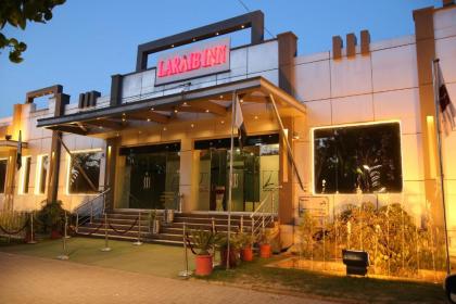 Laraib Inn Hotel - image 8