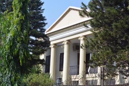 Continental House - image 11