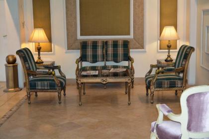 Continental House - image 7