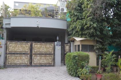 New Comfort inn - image 2