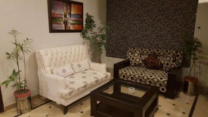 Mulberry Residence Family Rooms - image 1