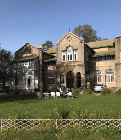 BRIGHTLANDS HOTEL - image 1