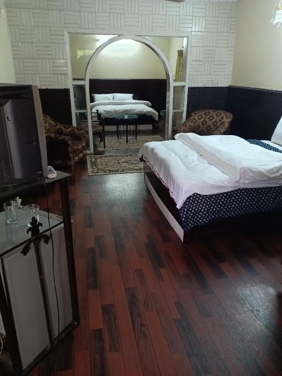 New Islamabad Guest House - main image