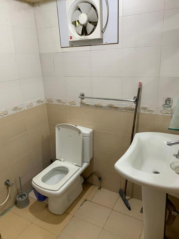 The Mall Apartment - image 5