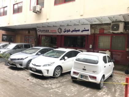 Citymax Hotel - image 1