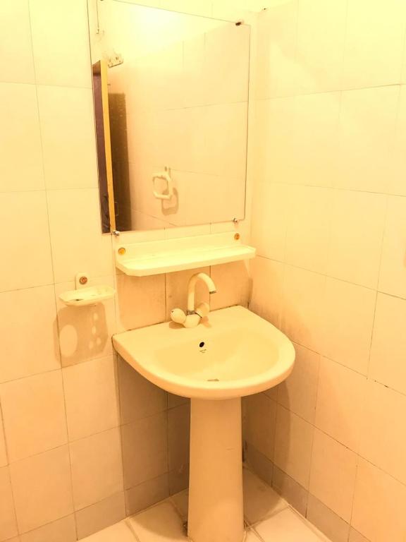 Citymax Hotel - image 7