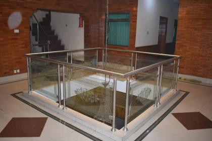 Hotel Kashmir International - image 6