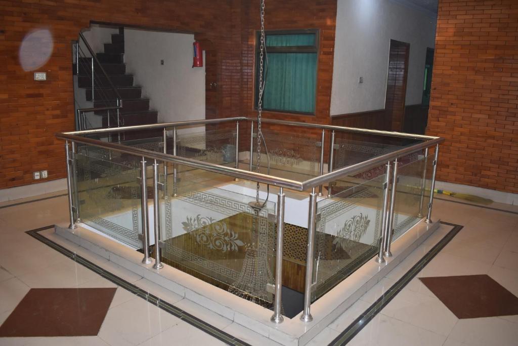 Hotel Kashmir International - image 6