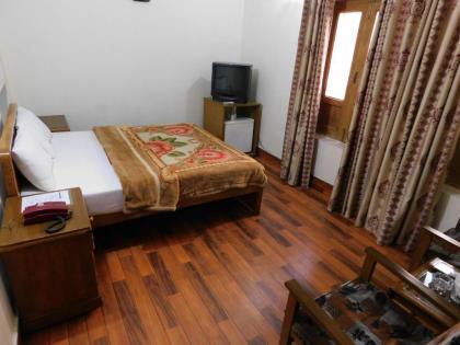 The City Lodge - image 5
