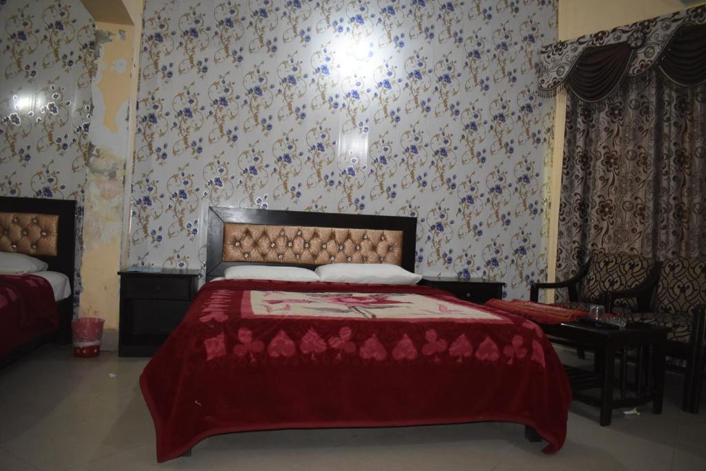 Hotel Sky Inn - image 4