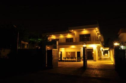 Reina Boutique Hotel - G6 - image 4