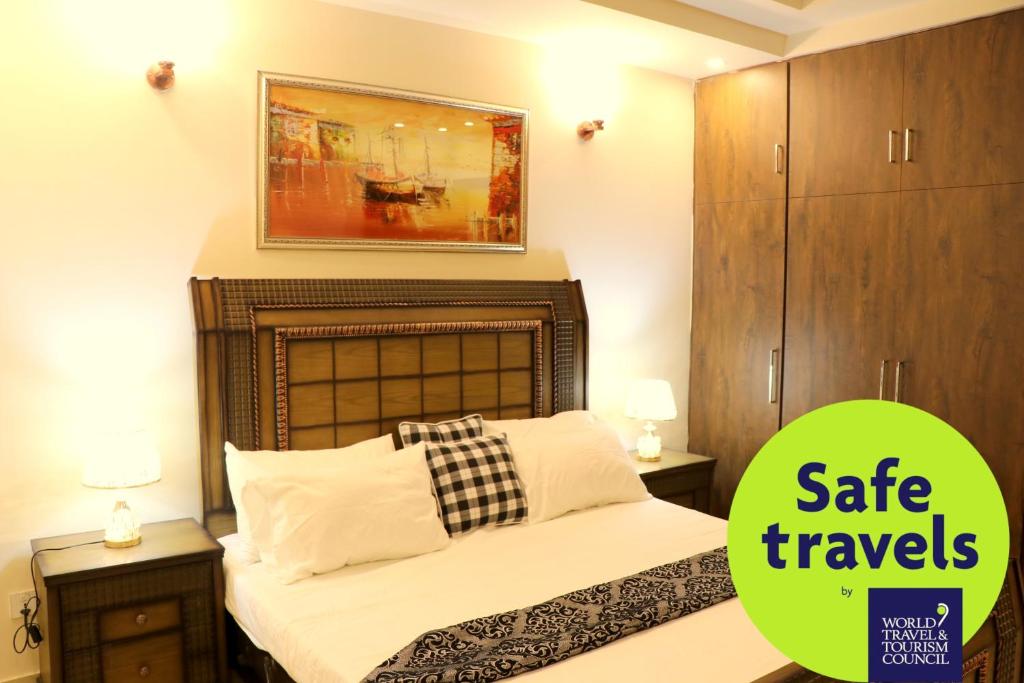 Luxurious Landing Apartments & Suites Bahria Town - main image
