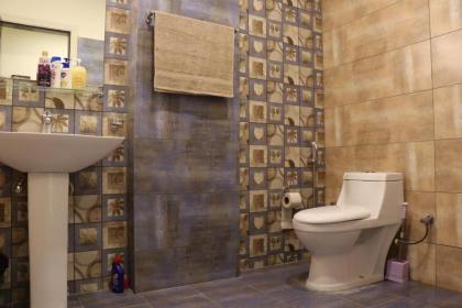 Luxurious Landing Apartments & Suites Bahria Town - image 10