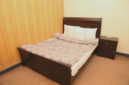 Swiss Cottage Hotel - image 5