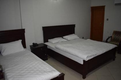 Hotel Kashmir Inn - image 10