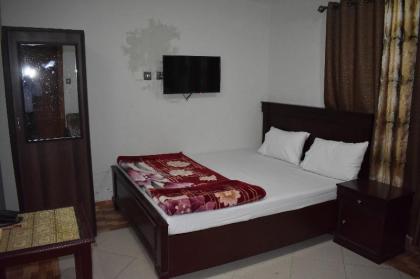 Hotel Kashmir Inn - image 11