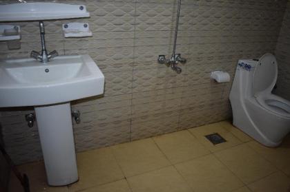 Hotel Kashmir Inn - image 5