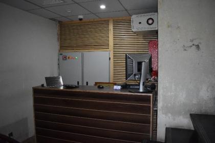 Hotel Kashmir Inn - image 7