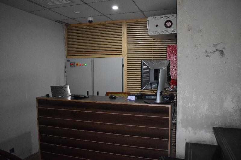 Hotel Kashmir Inn - image 7