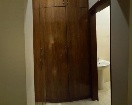 Valley View Villa - image 14
