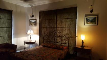 Valley View Villa - image 18