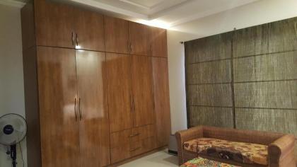 Valley View Villa - image 20