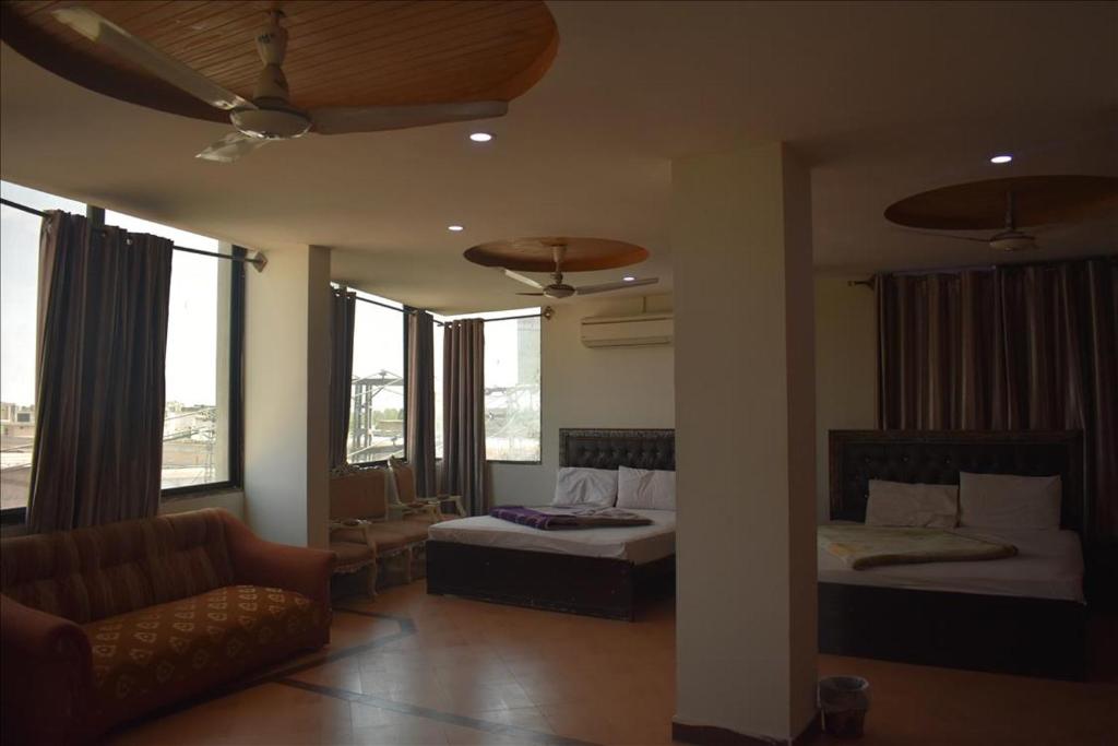 Rajada Hotel - image 6