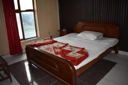 Sitara Hotel - image 2