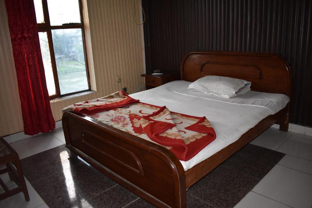 Sitara Hotel - image 2